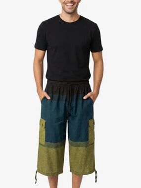 424–Men's Colorblock Cargo Shorts in Teal and Olive with Drawstring Waist